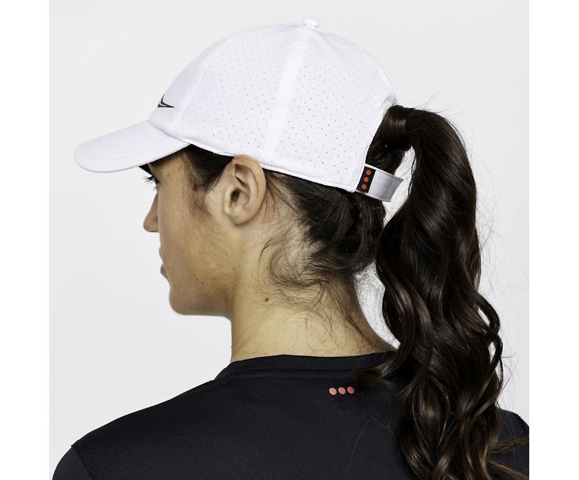 Saucony Outpace Petite Hat Erkek Şapkalar Beyaz | YDB6A8L